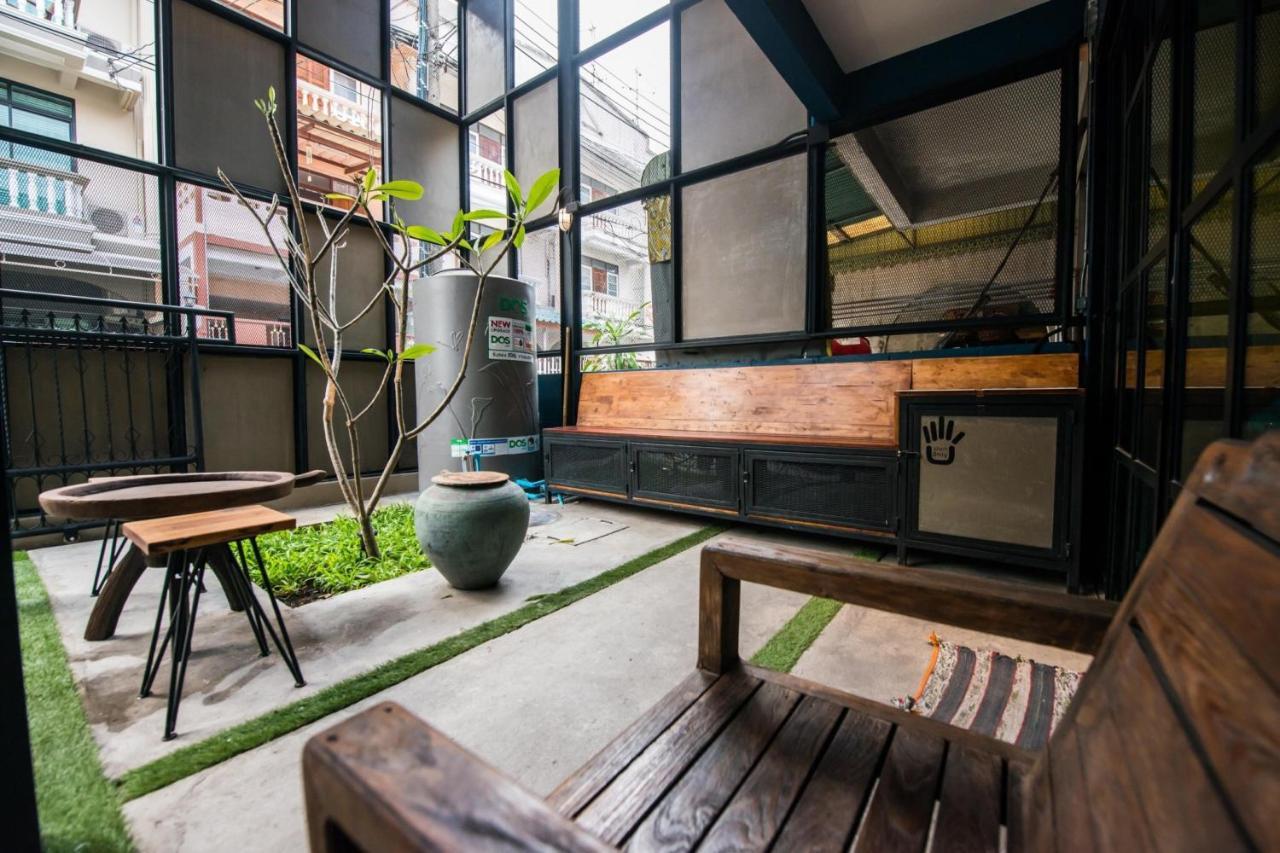 4Share Hostel (Adults Only) Μπανγκόκ Εξωτερικό φωτογραφία