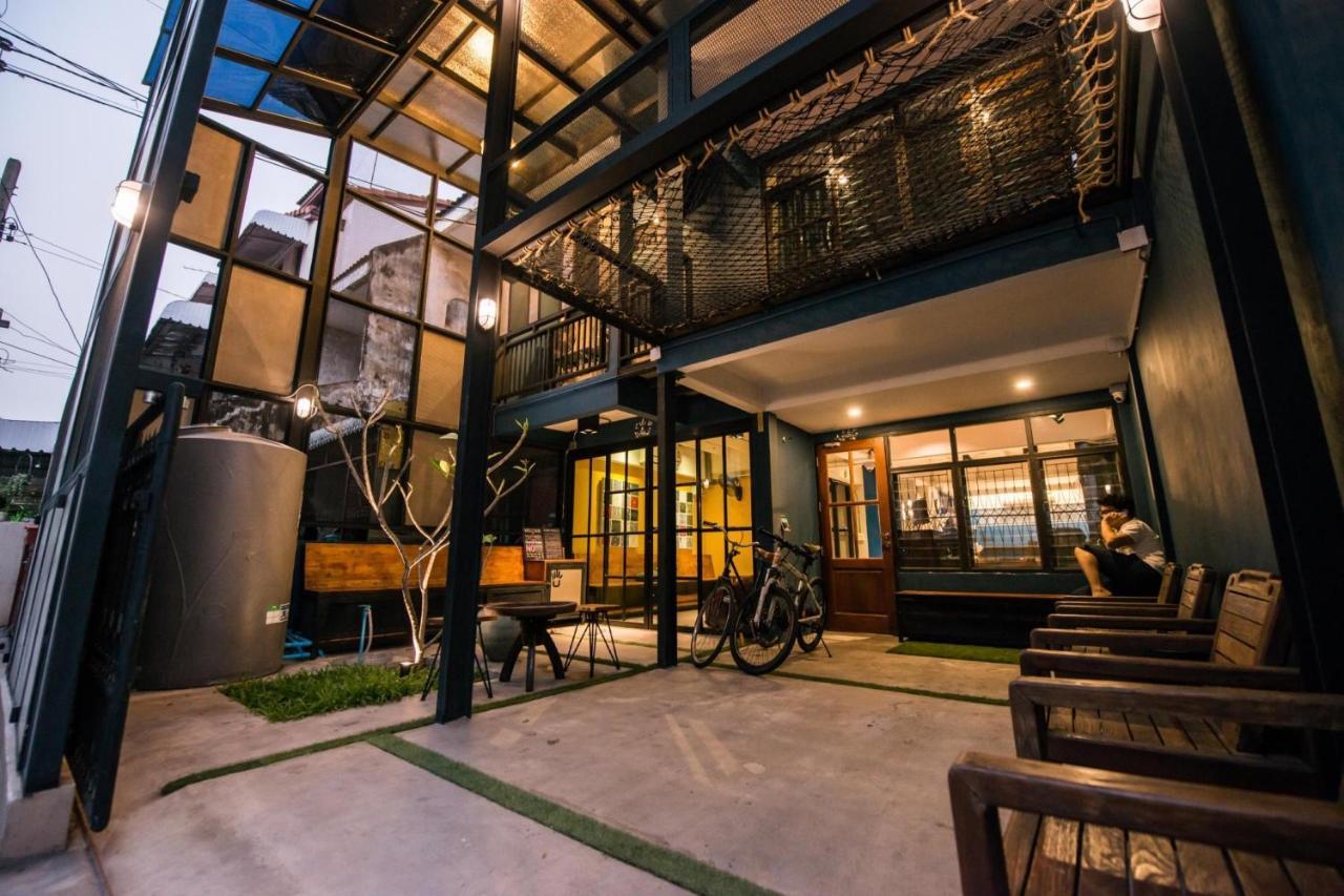 4Share Hostel (Adults Only) Μπανγκόκ Εξωτερικό φωτογραφία
