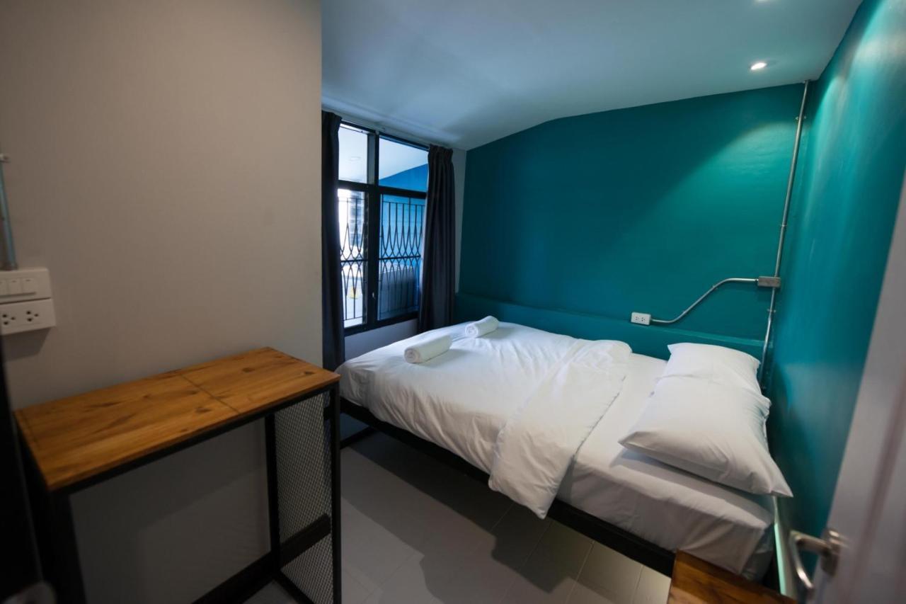 4Share Hostel (Adults Only) Μπανγκόκ Εξωτερικό φωτογραφία