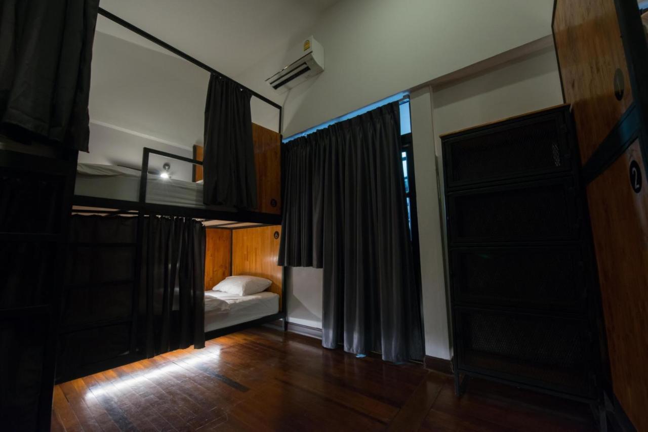 4Share Hostel (Adults Only) Μπανγκόκ Εξωτερικό φωτογραφία