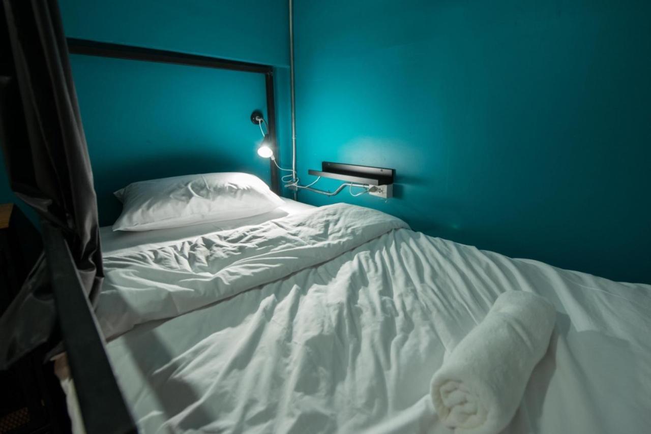 4Share Hostel (Adults Only) Μπανγκόκ Εξωτερικό φωτογραφία