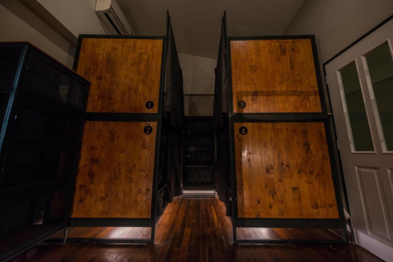 4Share Hostel (Adults Only) Μπανγκόκ Εξωτερικό φωτογραφία