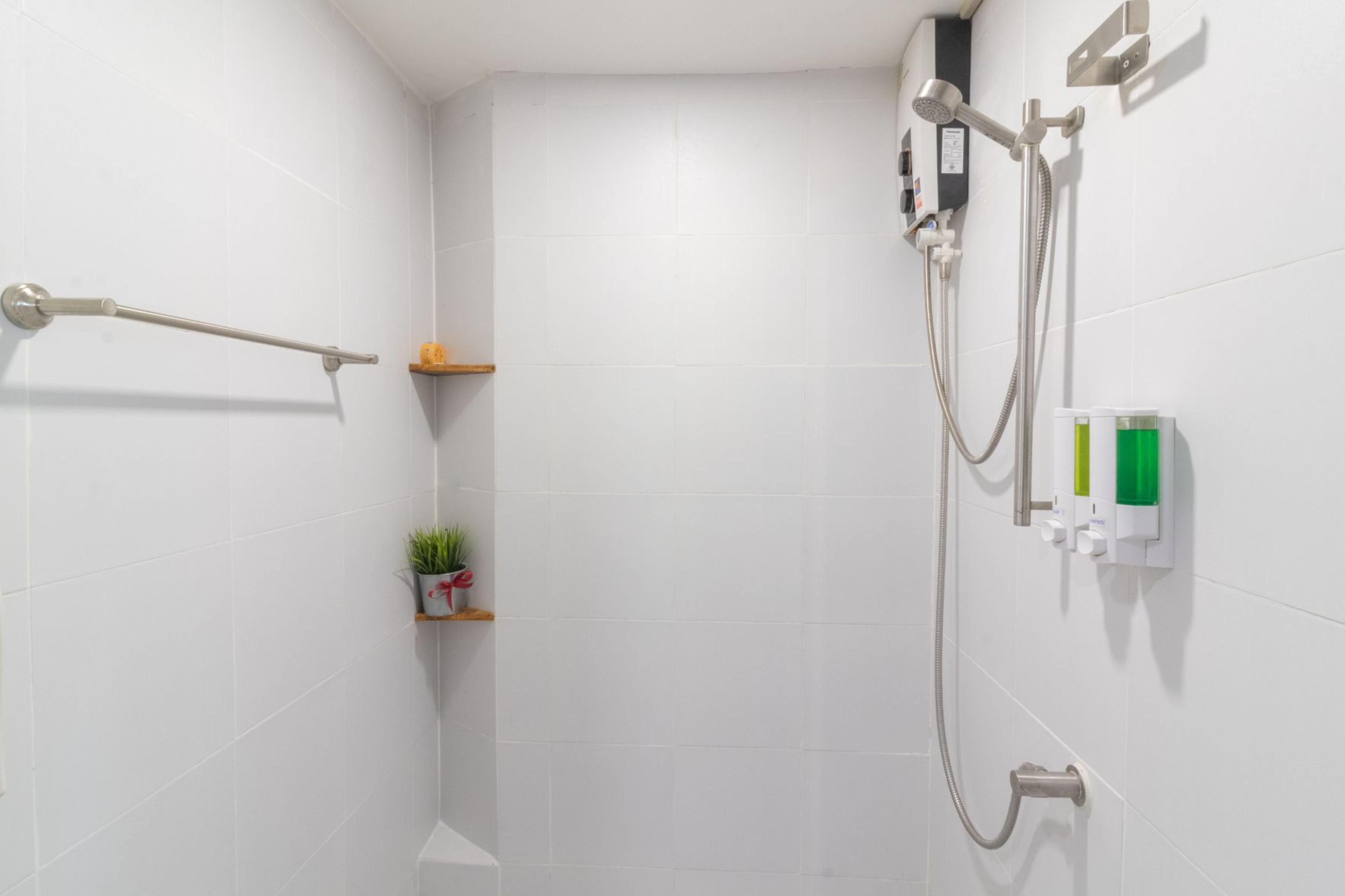 4Share Hostel (Adults Only) Μπανγκόκ Εξωτερικό φωτογραφία