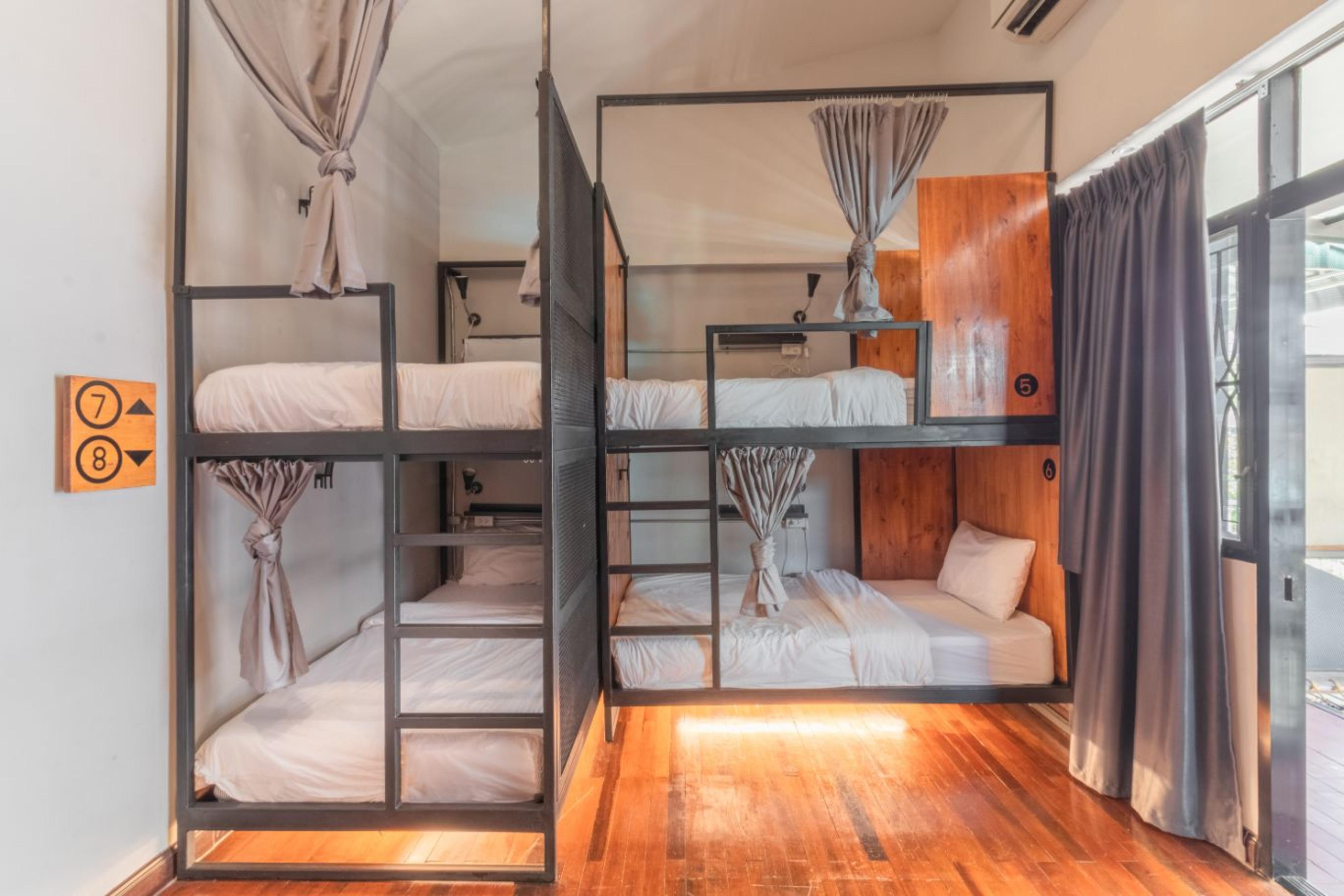 4Share Hostel (Adults Only) Μπανγκόκ Εξωτερικό φωτογραφία