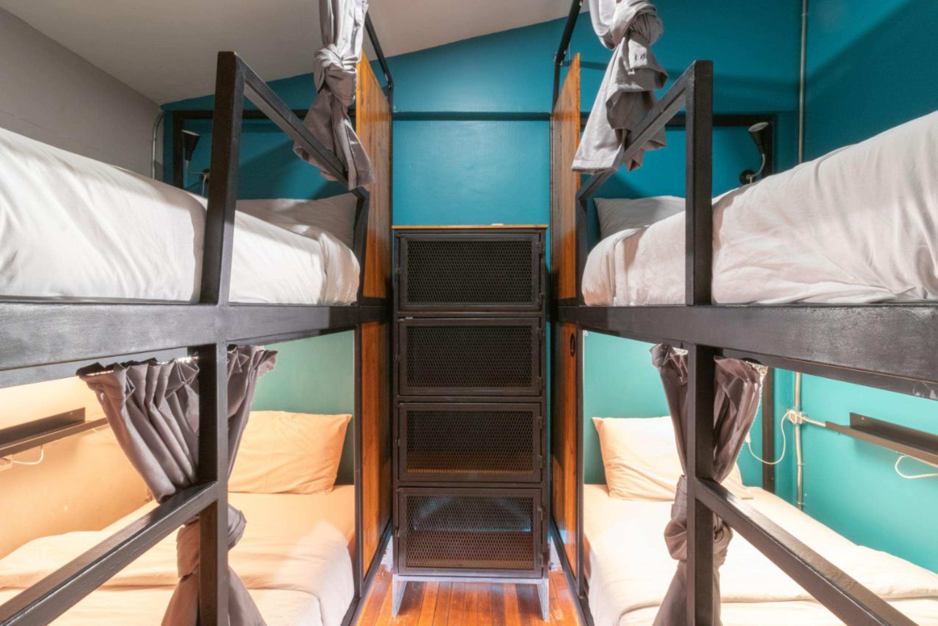 4Share Hostel (Adults Only) Μπανγκόκ Εξωτερικό φωτογραφία